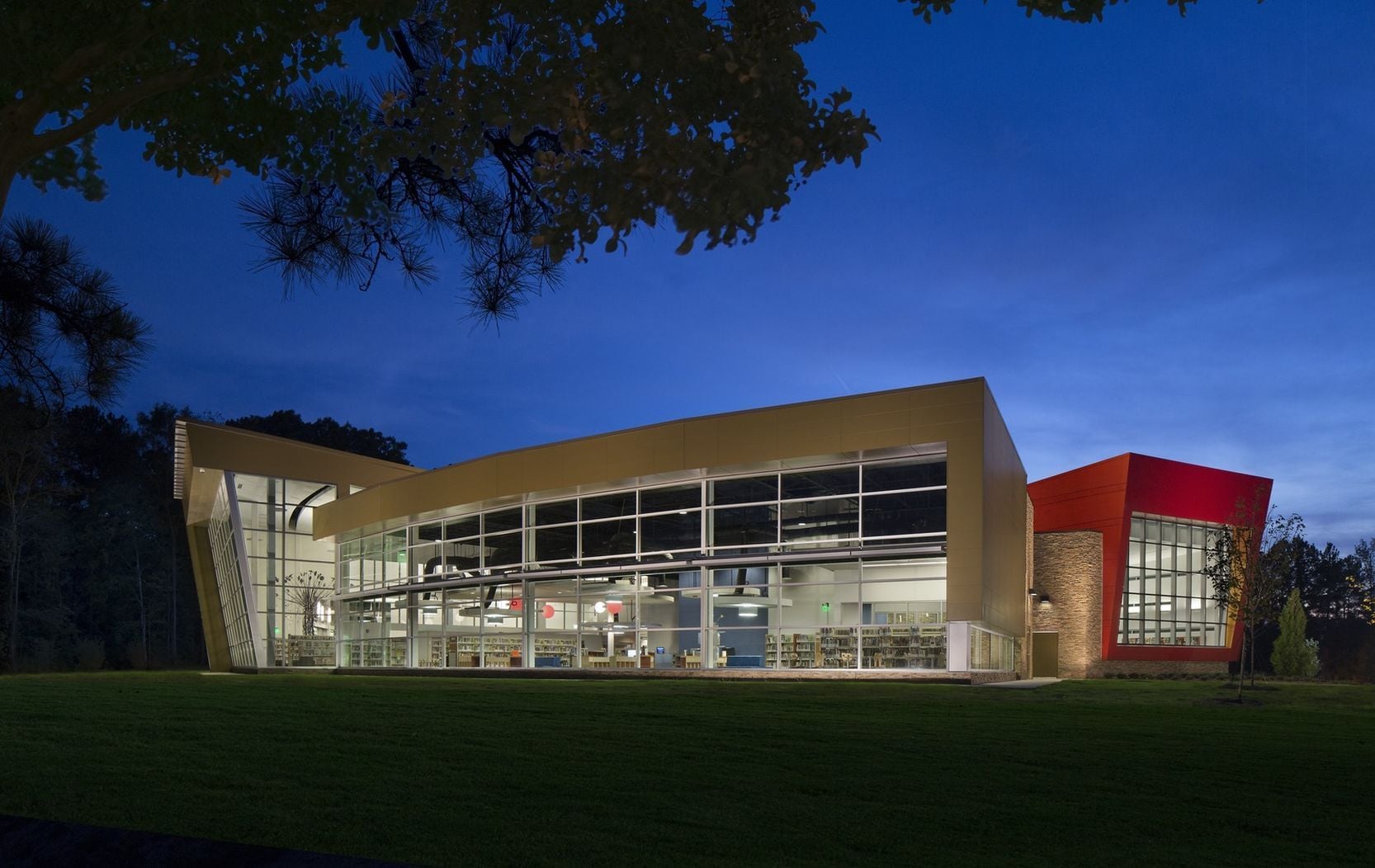 Exteriors Image -5c826730a6709